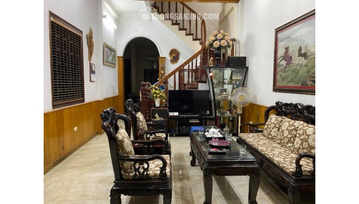 Bán nhà Văn Quán Hà Đông, ba bước ra Học Viện An Ninh, ô tô đỗ cửa, 60m2, hơn 13 tỷ